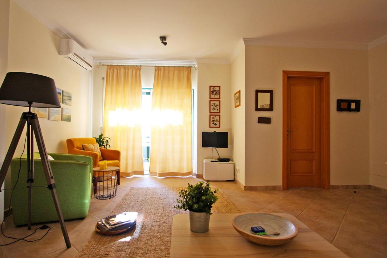 Apartamento Oliveira Santa Luzia  Exterior photo